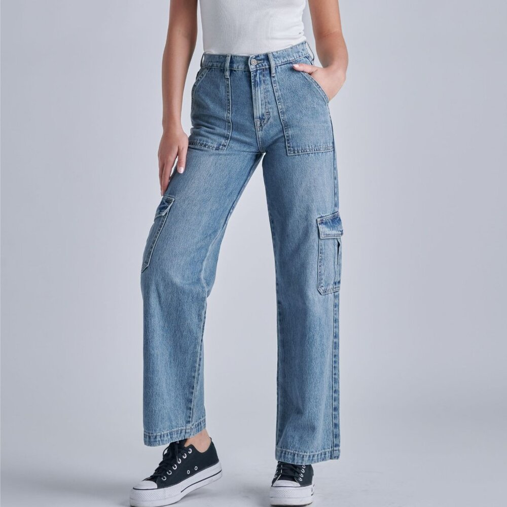 NEW Hidden Logan High Waist Wide Leg Dad Jeans 31” Inseam In Medium Blue